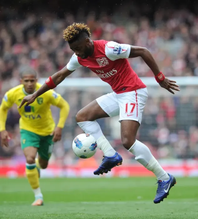 Framed Print : Alex Song (Arsenal). Arsenal 3: 3 Norwich City. Barclays Premier League