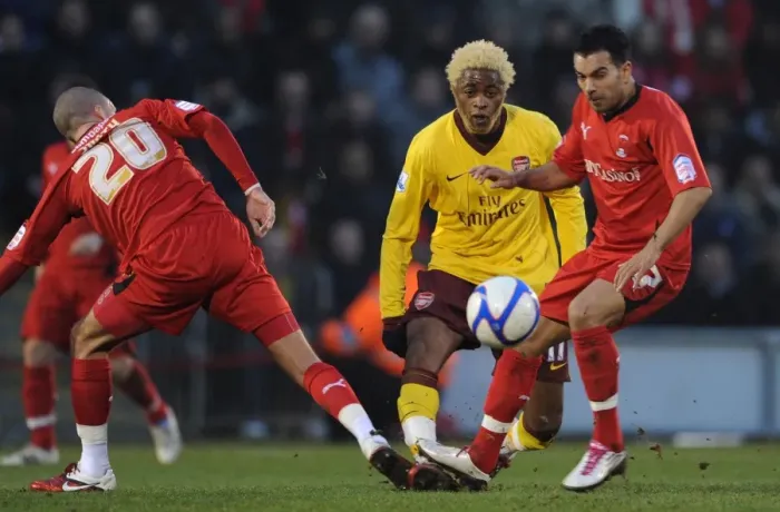 Framed Print : Alex Song (Arsenal) Jason Crowe and Jimmy Smith (Orient). Leyton Orient 1: 1 Arsenal