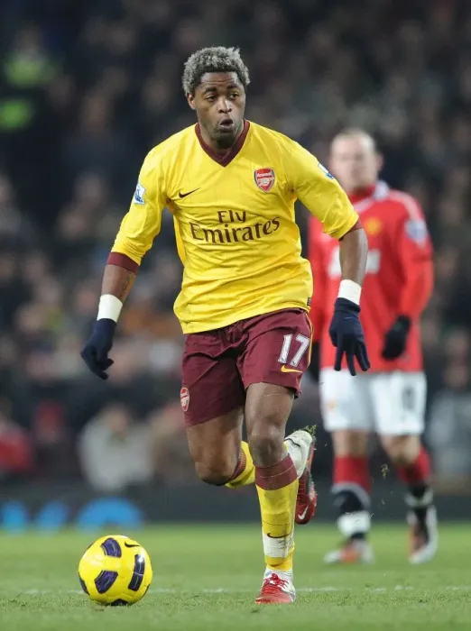 Framed Print : Alex Song (Arsenal). Manchester United 1: 0 Arsenal, Barclays Premier League Framed Print : Alex Song (Arsenal). Manchester United 1: 0 Arsenal, Barclays Premier League