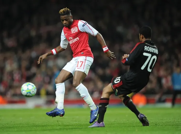 Framed Print : Alex Song (Arsenal) Robinho (Milan). Arsenal 3: 0 AC Milan. UEFA Champions League