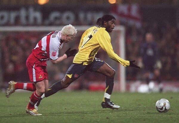 Alex Song (Arsenal) Sean Thornton (Doncaster). Doncaster Rovers 2:2 Arsenal