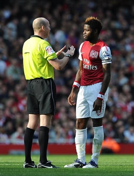 Alex Song (Arsenal) talks to Referee Lee Mason. Arsenal 3: 1 Stoke City