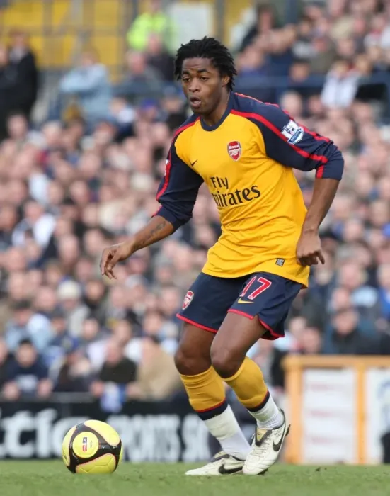 Framed Print : Alex Song: The Unyielding Defender in Arsenal's 0:0 Stalemate at Cardiff City, FA Cup 2009 Framed Print : Alex Song: The Unyielding Defender in Arsenal's 0:0 Stalemate at Cardiff City, FA Cup 2009