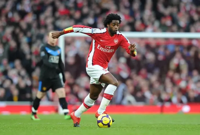 Framed Print : Alex Song vs Manchester United: Arsenal's Defeat at Emirates Stadium (31 / 10 / 2010, Barclays Premier League)