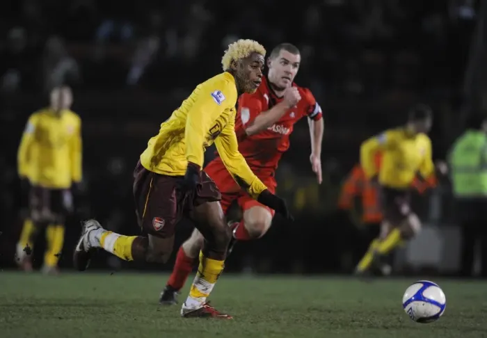 Framed Print : Alex Song vs Stephen Dawson: FA Cup Fifth Round Stalemate at Leyton Orient Framed Print : Alex Song vs Stephen Dawson: FA Cup Fifth Round Stalemate at Leyton Orient