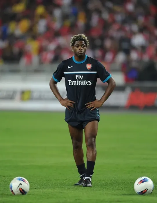 Framed Print : Alex Song's Brilliant Performance: Arsenal Crushes Malaysia XI 4-0 at Bukit Jalil Stadium