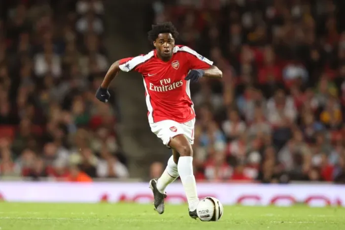 Framed Print : Alex Song's Dominance: Arsenal Crushes Sheffield United 6-0 in Carling Cup