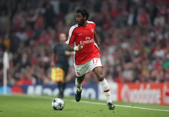 Framed Print : Alex Song's Dominant Performance: Arsenal's 3-0 Champions League Quarterfinal Victory over Villarreal
