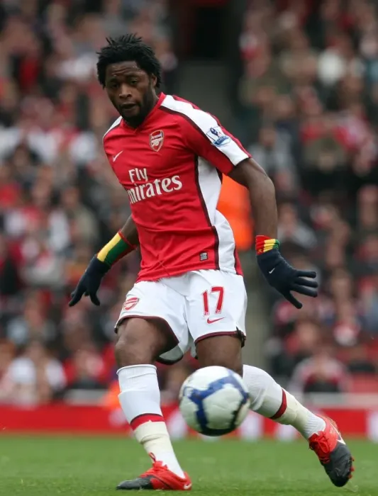 Framed Print : Alex Song's Dominant Performance: Arsenal's 3:1 Win Over Birmingham City in the Barclays Premier League (October 17, 2009)