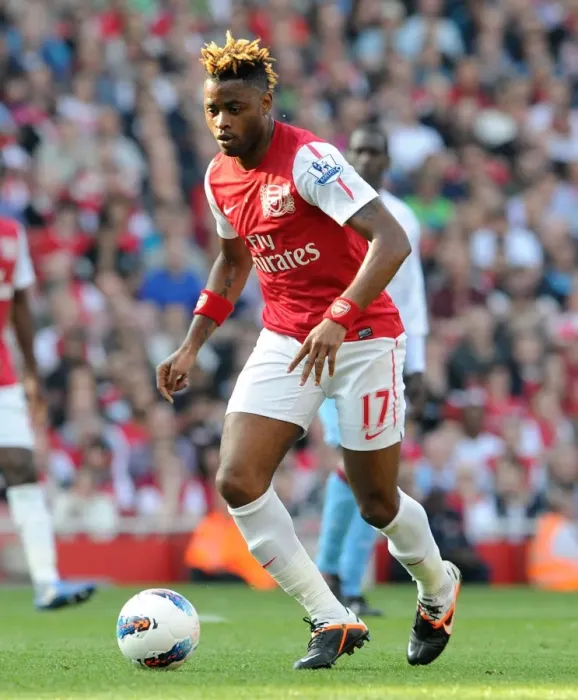 Framed Print : Alex Song's Triumph: Arsenal Crushes Aston Villa 3-0 in Barclays Premier League (March 24, 2012)