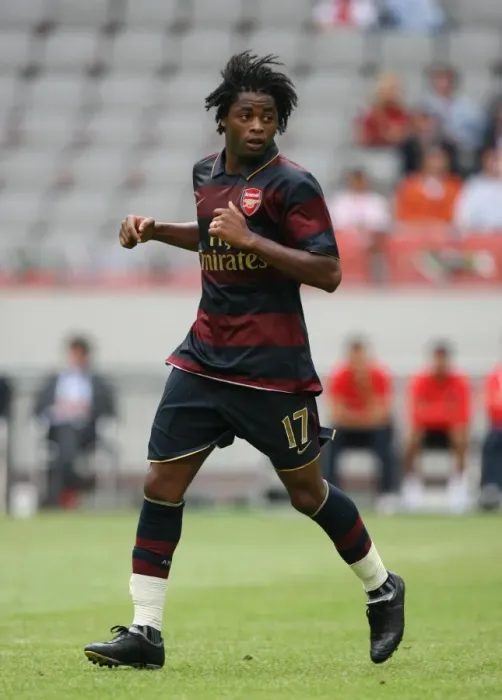 Framed Print : Alex Song's Triumph: Arsenal's Exciting 2-1 Victory over Lazio at Amsterdam ArenA (2007)