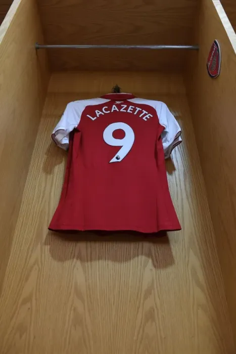Framed Print : Alexandre Lacazette: Arsenal's Roaring Striker Readies for Premier League Battle Against AFC Bournemouth (2017-18) Framed Print : Alexandre Lacazette: Arsenal's Roaring Striker Readies for Premier League Battle Against AFC Bournemouth (2017-18)