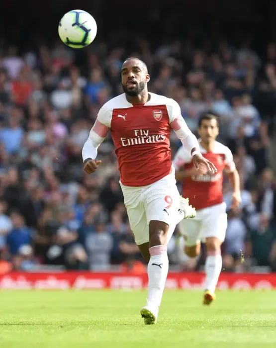 Framed Print : Alexandre Lacazette in Action: Arsenal vs. West Ham United, Premier League 2018-19