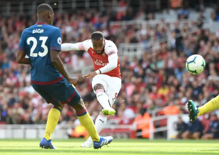 Framed Print : Alexandre Lacazette in Action: Arsenal vs West Ham United, Premier League 2018-19