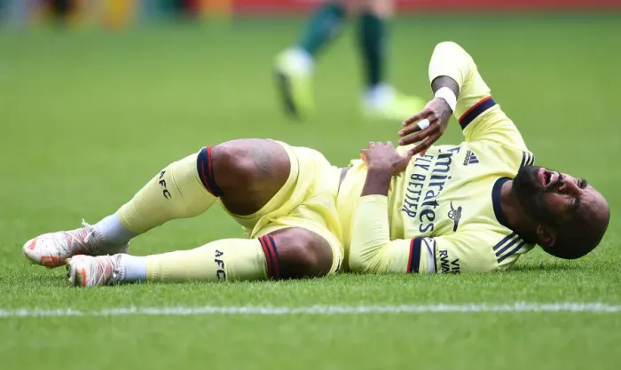 Framed Print : Alexandre Lacazette in Action: Arsenal's Pre-Season Clash against Hibernian (2021) Framed Print : Alexandre Lacazette in Action: Arsenal's Pre-Season Clash against Hibernian (2021)