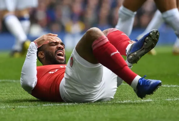 Framed Print : Alexandre Lacazette in Action: Everton vs. Arsenal, Premier League 2018-19 Framed Print : Alexandre Lacazette in Action: Everton vs. Arsenal, Premier League 2018-19