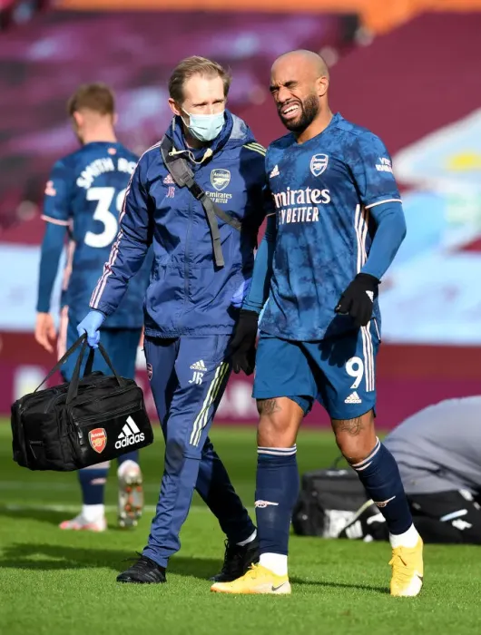 Framed Print : Alexandre Lacazette Exits Pitch: Aston Villa vs. Arsenal, Premier League 2020-21 Framed Print : Alexandre Lacazette Exits Pitch: Aston Villa vs. Arsenal, Premier League 2020-21