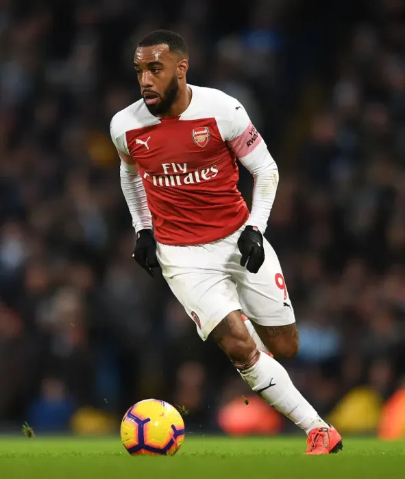 Framed Print : Alexandre Lacazette Faces Manchester City: Premier League Clash 2018-19 Framed Print : Alexandre Lacazette Faces Manchester City: Premier League Clash 2018-19