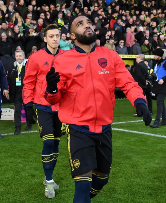 Framed Print : Alexandre Lacazette Gears Up: Norwich City vs Arsenal FC, Premier League 2019-20