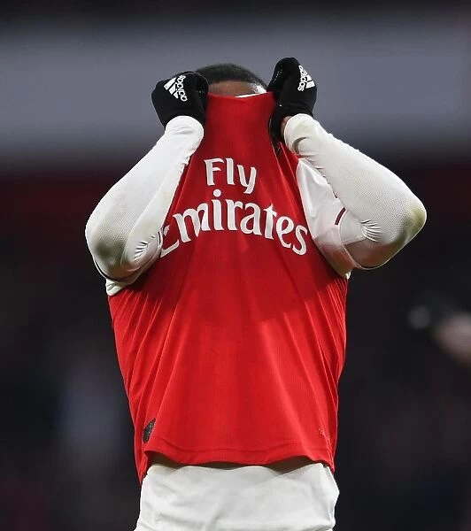 Alexandre Lacazette's Emotional Reaction: Arsenal vs Chelsea (December 2019)
