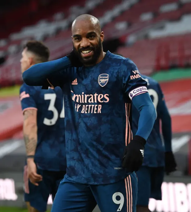 Framed Print : Alexandre Lacazette's Thrilling Goal: Arsenal's Victory over Sheffield United (April 2021)