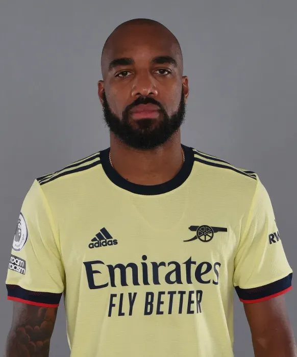 Framed Print : Alexis Lacazette Kicks Off Arsenal's 2021-22 Season Training