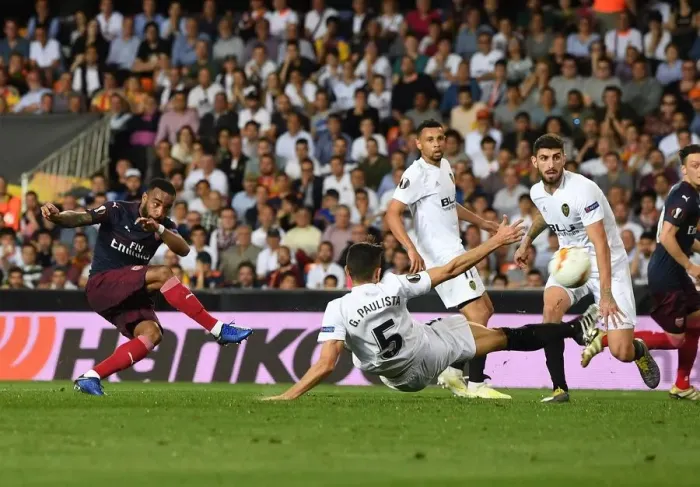 Framed Print : Alexis Lacazette Scores in Arsenal's Europa League Semi-Final Second Leg Victory over Valencia