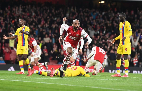 Alexis Lacazette Scores His Second: Arsenal's Victory over Crystal Palace in the 2021-22 Premier League