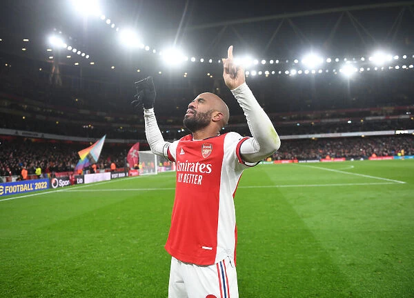 Alexis Lacazette Scores His Second: Arsenal's Victory over Wolverhampton Wanderers in Premier League 2021-22 - Arsenal's Star Forward Secures Win for The Gunners