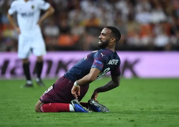 Framed Print : Alexis Lacazette's Brace: Arsenal Secures Europa League Final Spot vs. Chelsea (Valencia v Arsenal, 2018-19 Semi-Final Second Leg)