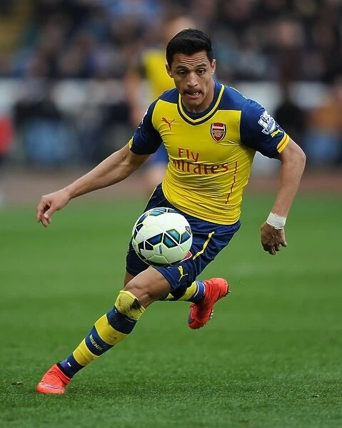 Alexis Sanchez: In Action for Arsenal Against Burnley, Premier League 2014-2015