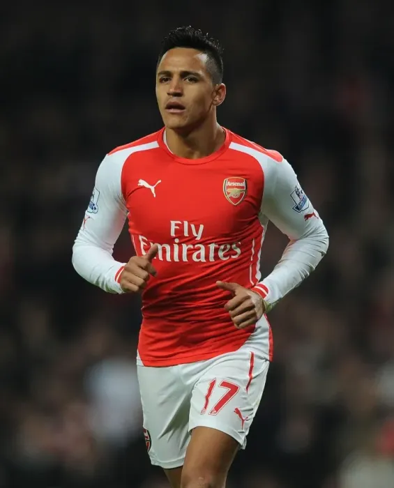 Framed Print : Alexis Sanchez: In Action for Arsenal Against Manchester United, Premier League 2014-15 Framed Print : Alexis Sanchez: In Action for Arsenal Against Manchester United, Premier League 2014-15