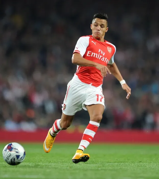 Framed Print : Alexis Sanchez in Action: Arsenal vs. Southampton, League Cup 2014 / 15 Framed Print : Alexis Sanchez in Action: Arsenal vs. Southampton, League Cup 2014 / 15