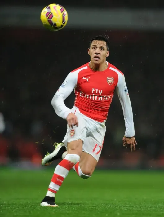 Framed Print : Alexis Sanchez in Action: Arsenal vs. Queens Park Rangers (2014-15) Framed Print : Alexis Sanchez in Action: Arsenal vs. Queens Park Rangers (2014-15)