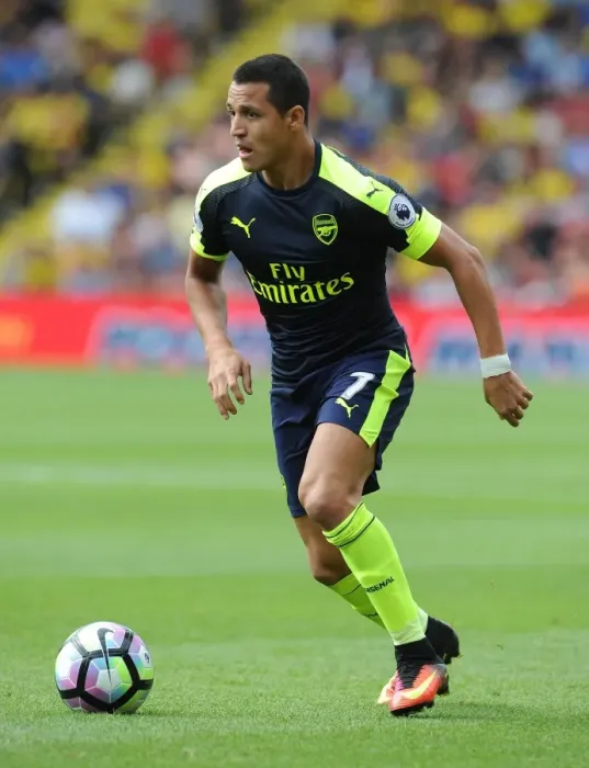 Framed Print : Alexis Sanchez in Action: Arsenal vs. Watford, Premier League 2016-17