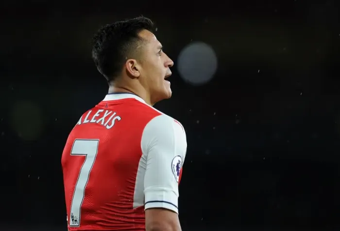 Framed Print : Alexis Sanchez in Action: Arsenal vs. Sunderland, Premier League 2016-17