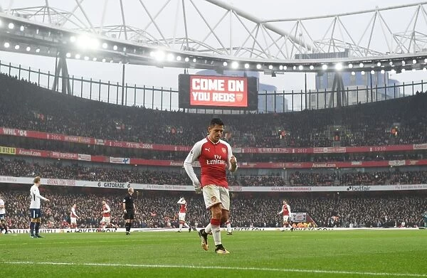Alexis Sanchez in Action: Arsenal vs. Tottenham Hotspur, Premier League 2017-18