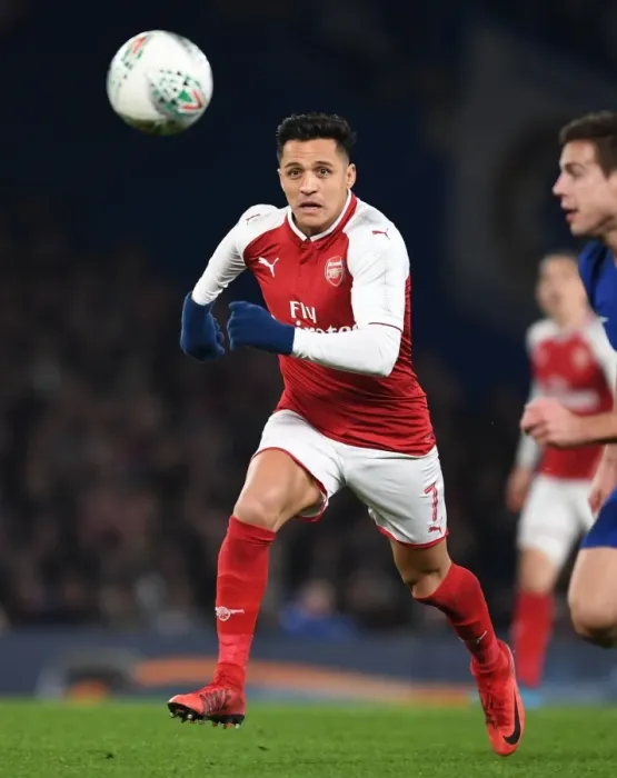 Framed Print : Alexis Sanchez in Action: Arsenal vs. Chelsea - Carabao Cup Semi-Final