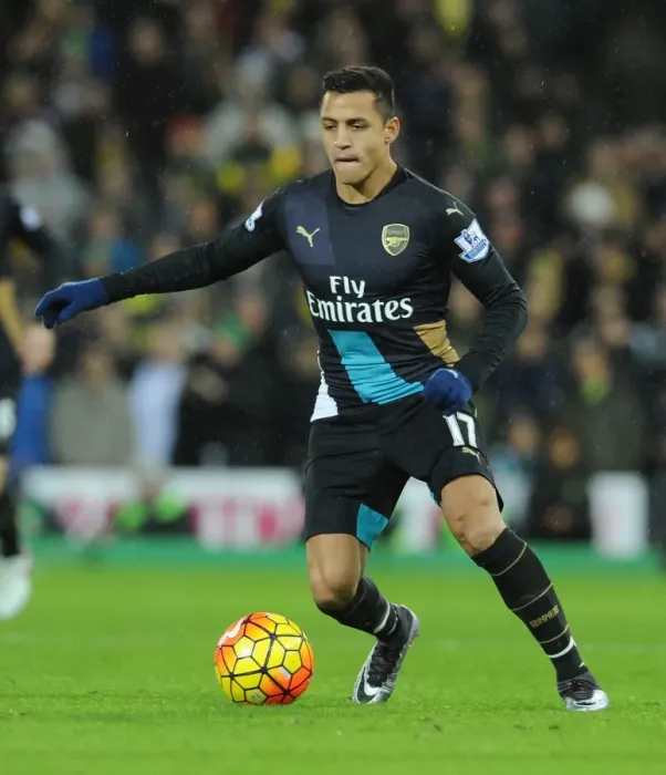 Framed Print : Alexis Sanchez in Action: Arsenal vs Norwich City, Premier League 2015-16 Framed Print : Alexis Sanchez in Action: Arsenal vs Norwich City, Premier League 2015-16