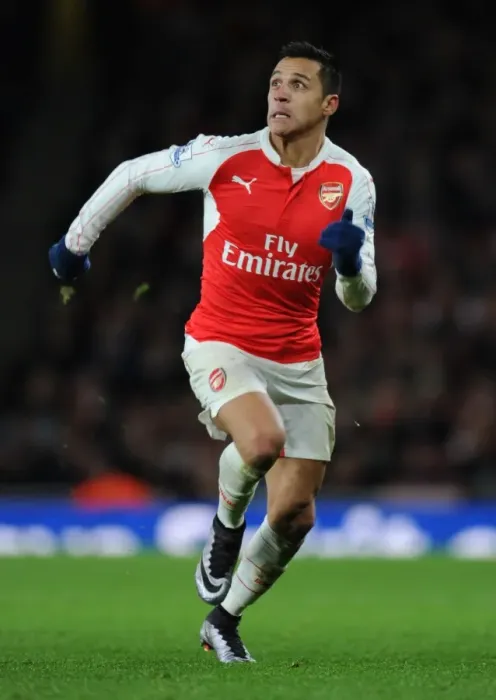 Framed Print : Alexis Sanchez in Action: Arsenal vs Southampton, Premier League 2015-16