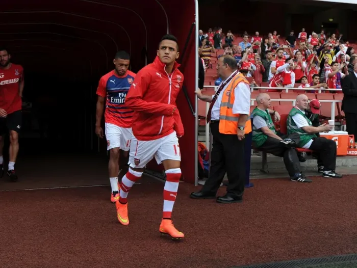 Framed Print : Alexis Sanchez (Arsenal). Arsenal 2: 1 Crystal Palace. Barclays Premier League. Emirates Stadium Framed Print : Alexis Sanchez (Arsenal). Arsenal 2: 1 Crystal Palace. Barclays Premier League. Emirates Stadium
