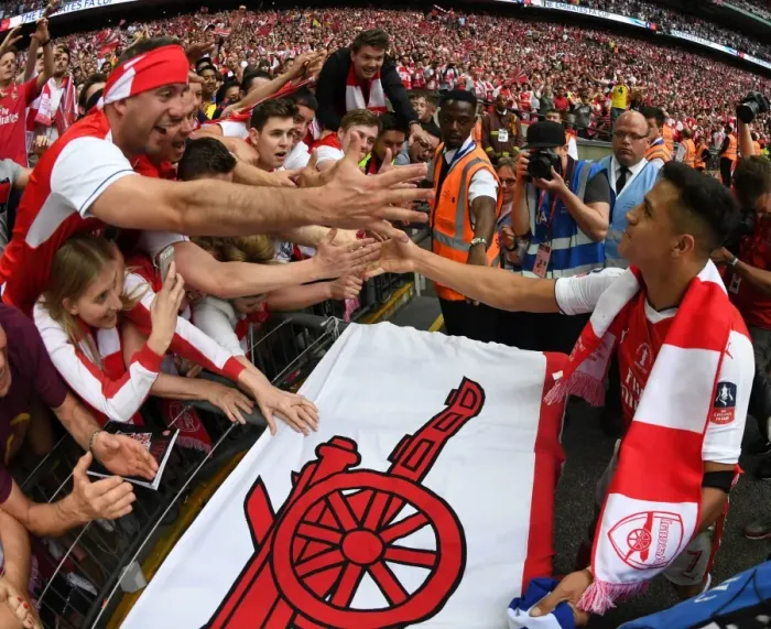 Framed Print : Alexis Sanchez and Arsenal Fans Celebrate FA Cup Victory over Chelsea