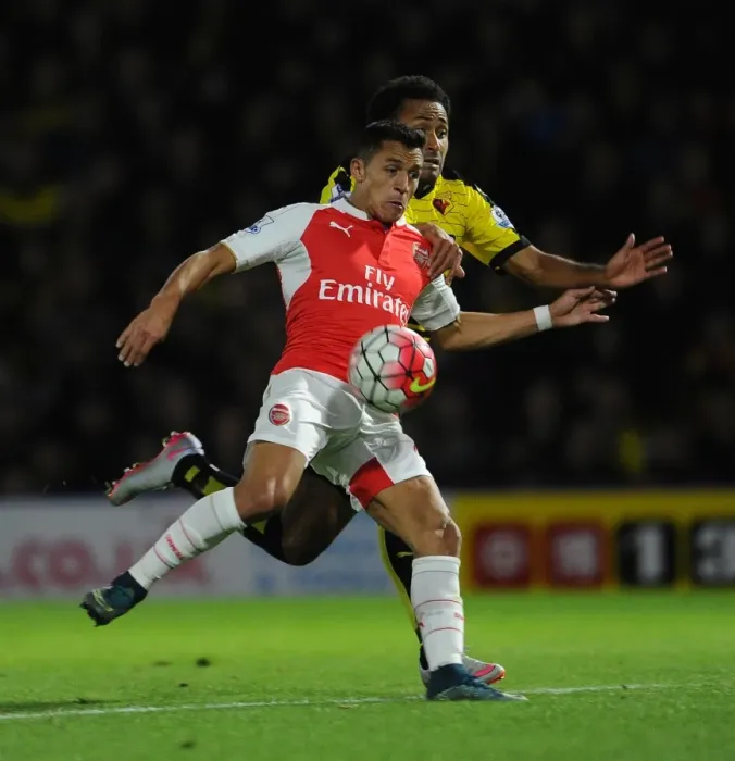 Framed Print : Alexis Sanchez (Arsenal) Ikechi Anya (Watford)