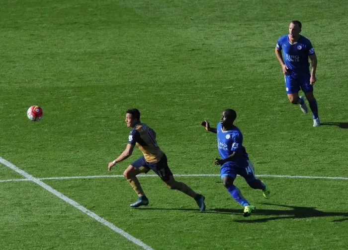 Framed Print : Alexis Sanchez (Arsenal) N Golo Kante (Leicester). Leicester City 2: 5 Arsenal Framed Print : Alexis Sanchez (Arsenal) N Golo Kante (Leicester). Leicester City 2: 5 Arsenal