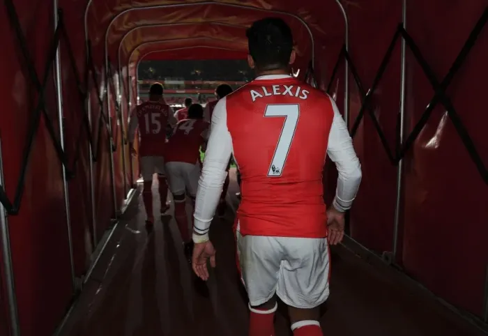 Framed Print : Alexis Sanchez: Arsenal Star's Half-Time Exit at Emirates Stadium vs AFC Bournemouth (2016 / 17) Framed Print : Alexis Sanchez: Arsenal Star's Half-Time Exit at Emirates Stadium vs AFC Bournemouth (2016 / 17)