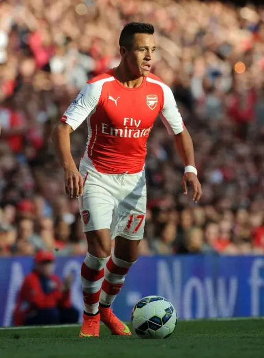 Framed Print : Alexis Sanchez: Arsenal's Dynamic Force in Action against Crystal Palace, Premier League 2014 / 15 Framed Print : Alexis Sanchez: Arsenal's Dynamic Force in Action against Crystal Palace, Premier League 2014 / 15