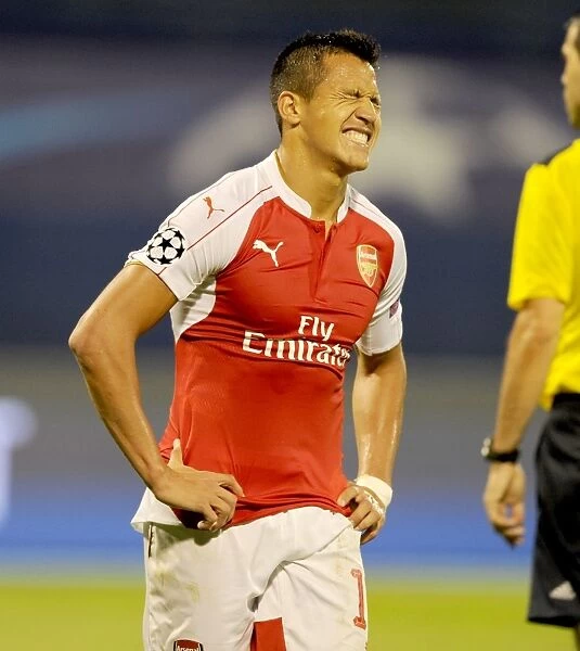 Alexis Sanchez: Arsenal's Star Performance against Dinamo Zagreb in UEFA Champions League 2015-16