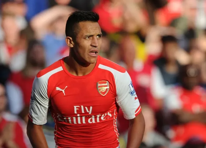 Framed Print : Alexis Sanchez: Arsenal's Star Player in Action against Crystal Palace, Premier League 2014 / 15