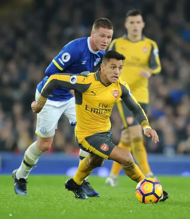 Framed Print : Alexis Sanchez Breaks Past McCarthy: Everton vs. Arsenal, Premier League 2016-17 Framed Print : Alexis Sanchez Breaks Past McCarthy: Everton vs. Arsenal, Premier League 2016-17