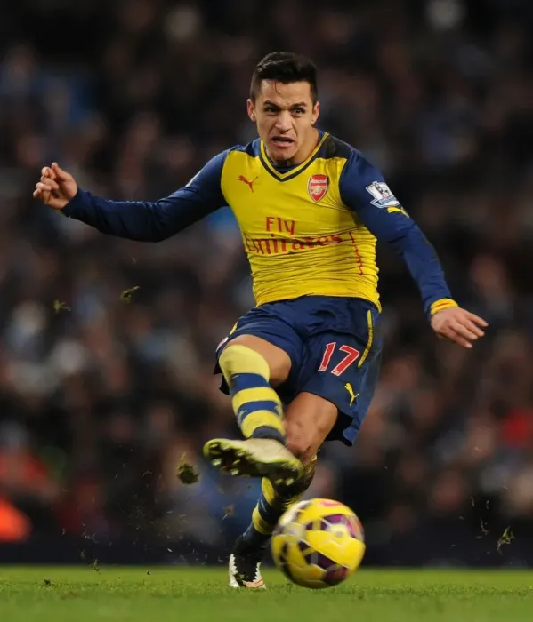Framed Print : Alexis Sanchez Faces Manchester City: Arsenal vs. Manchester City, Premier League 2014-15 Framed Print : Alexis Sanchez Faces Manchester City: Arsenal vs. Manchester City, Premier League 2014-15